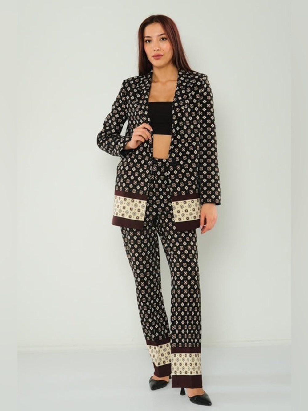 Women's 2-Piece Printed Black & Cream Tailored Pantsuit